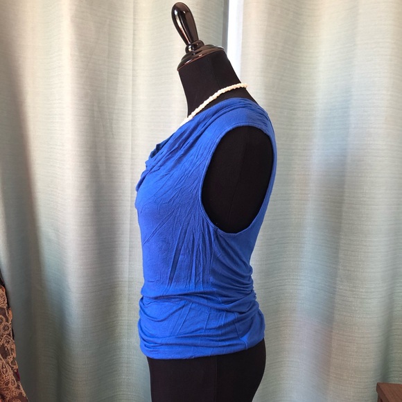 NEW • WetSeal Drapery style sleeveless top. Sz M - Picture 3 of 5